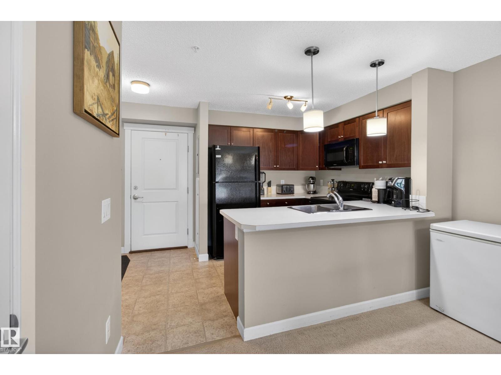 #207 3719 WHITELAW LN NW - 8