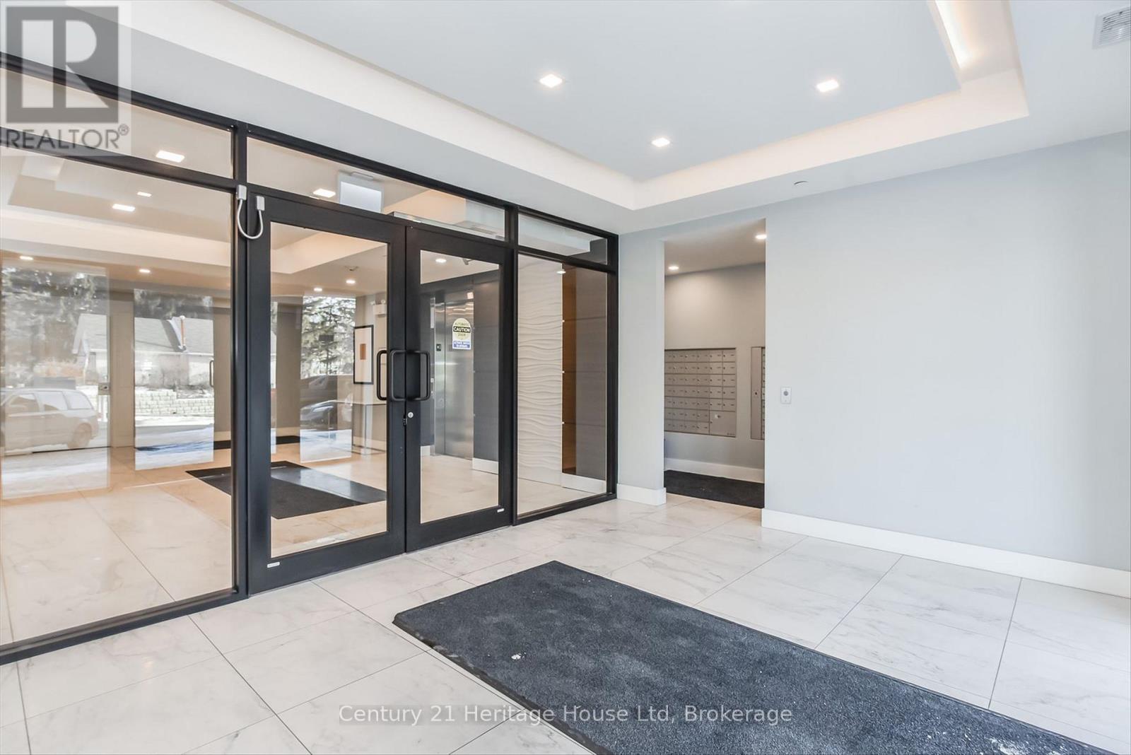 #305 1280 GORDON STREET - 8