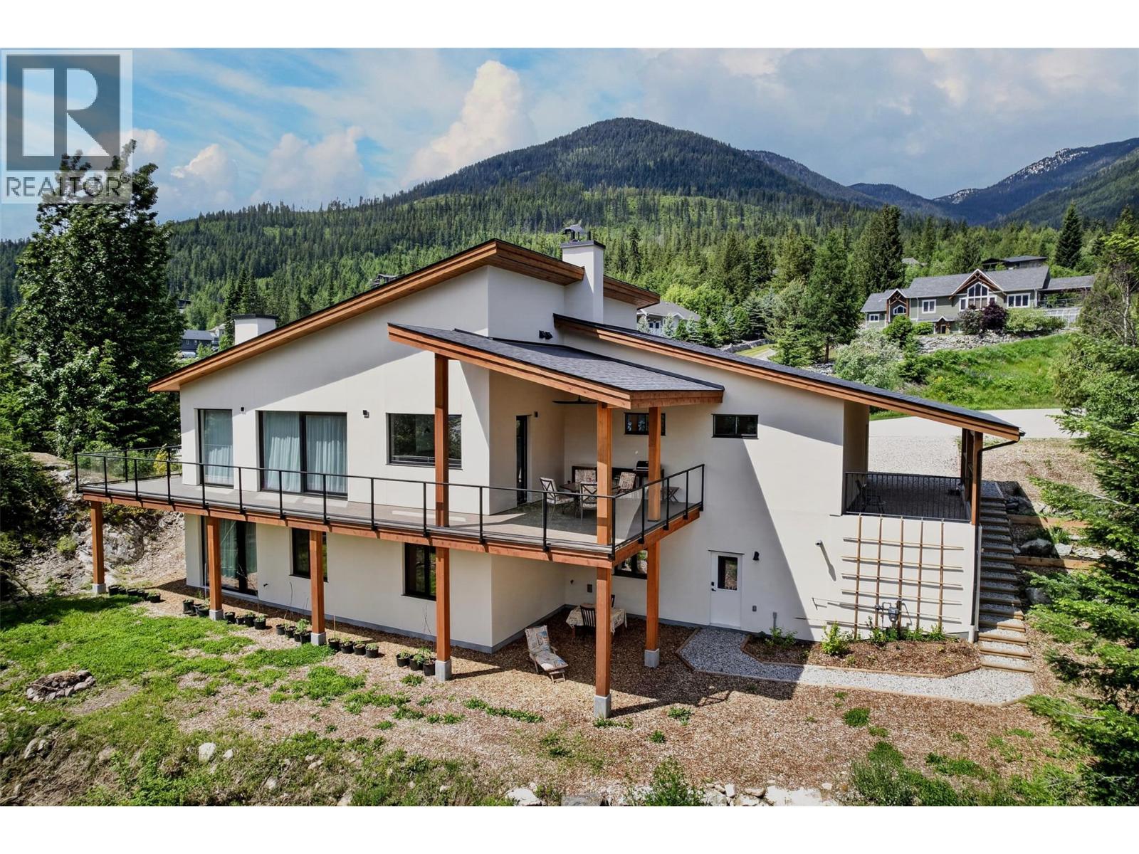 6804 Grandview Drive - 10