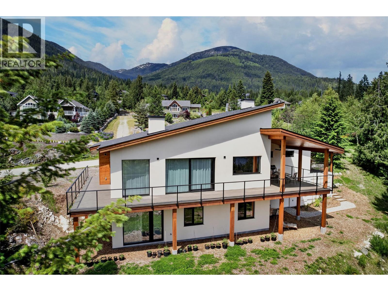6804 Grandview Drive - 11