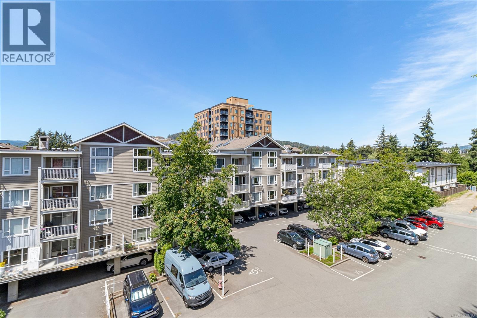 #401 893 Hockley Ave - 28