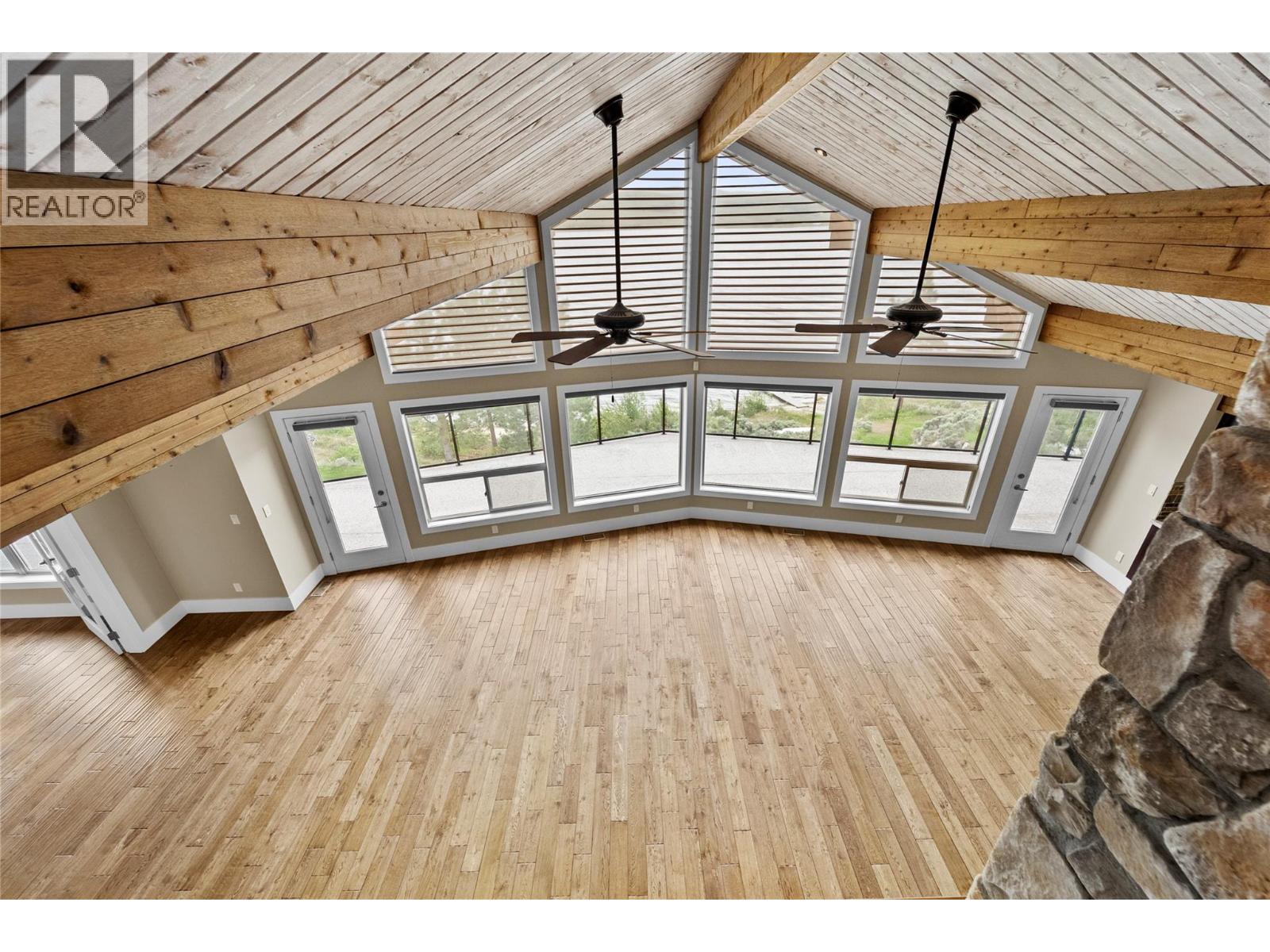 6488 Monck Park Road - 32
