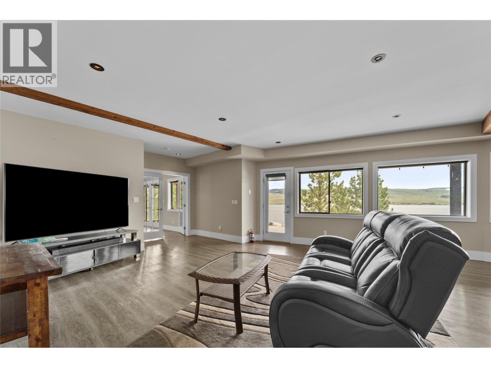 6488 Monck Park Road - 45