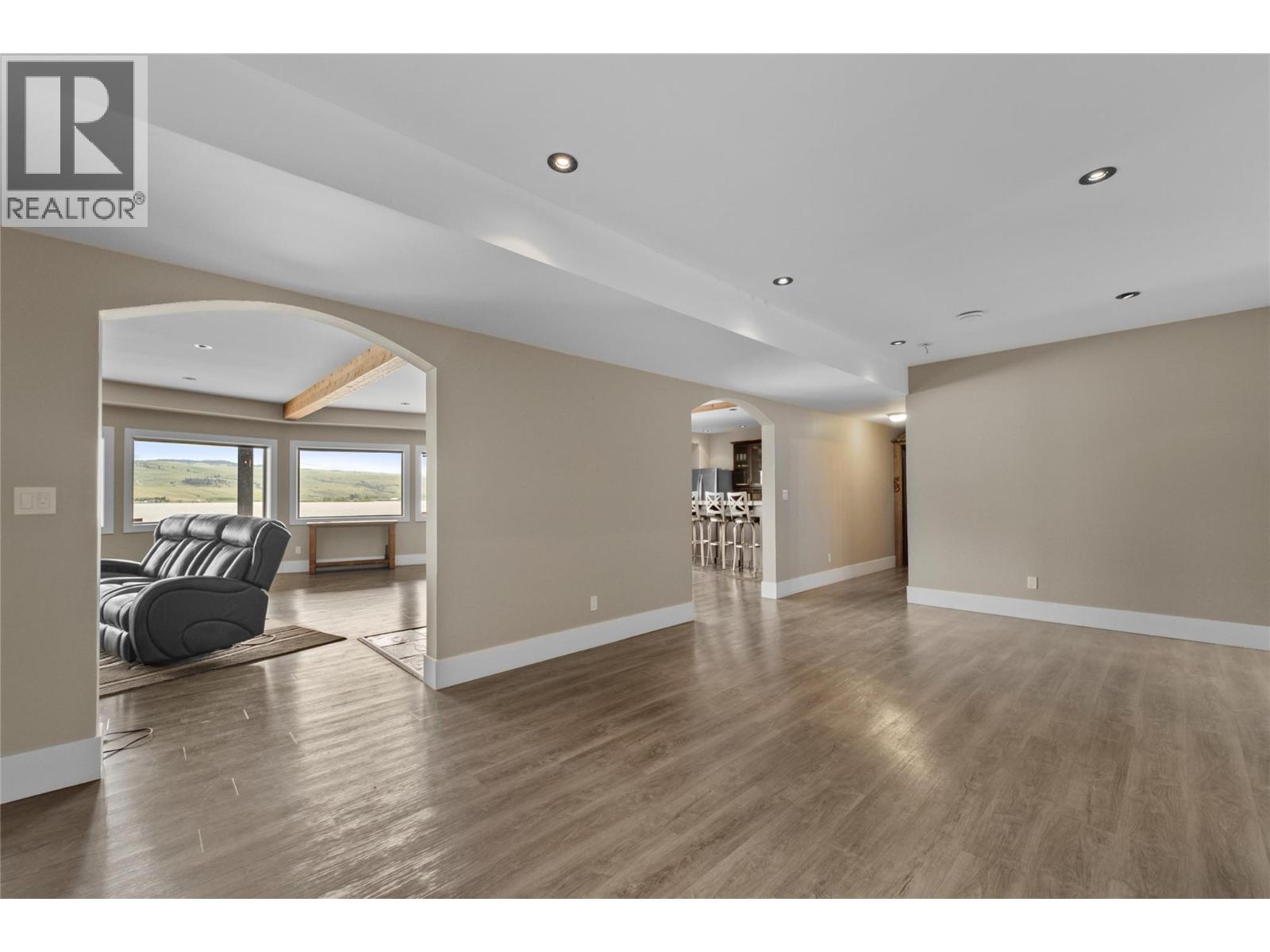 6488 Monck Park Road - 49
