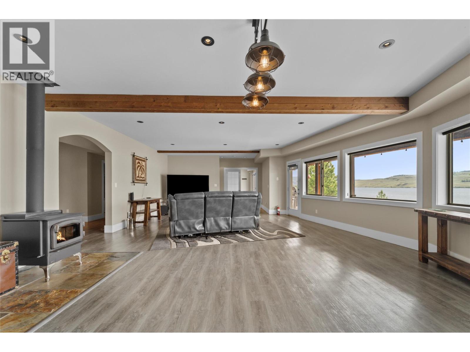 6488 Monck Park Road - 44