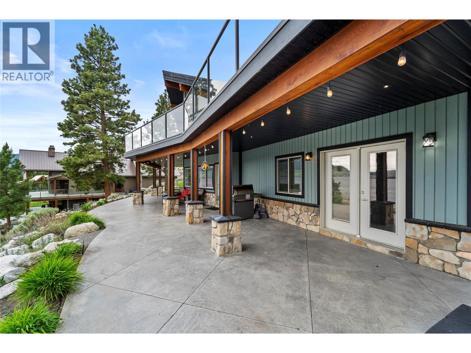 6488 Monck Park Road - 67