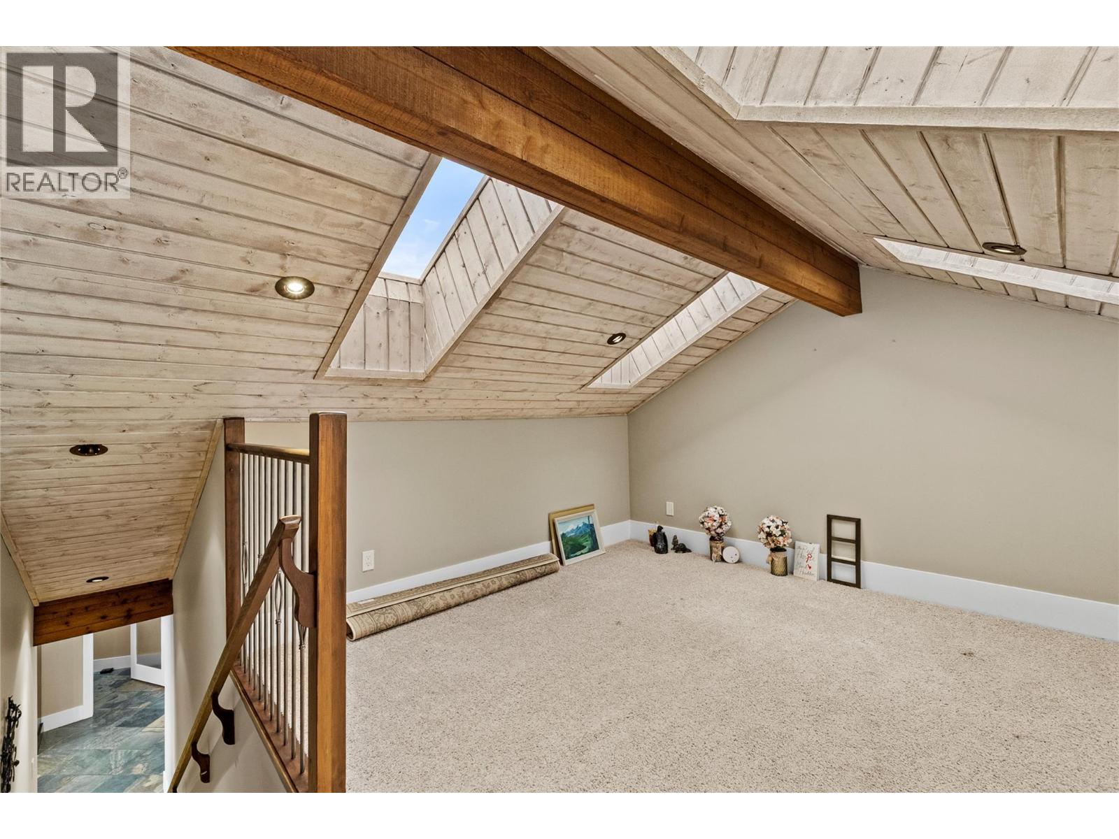 6488 Monck Park Road - 31