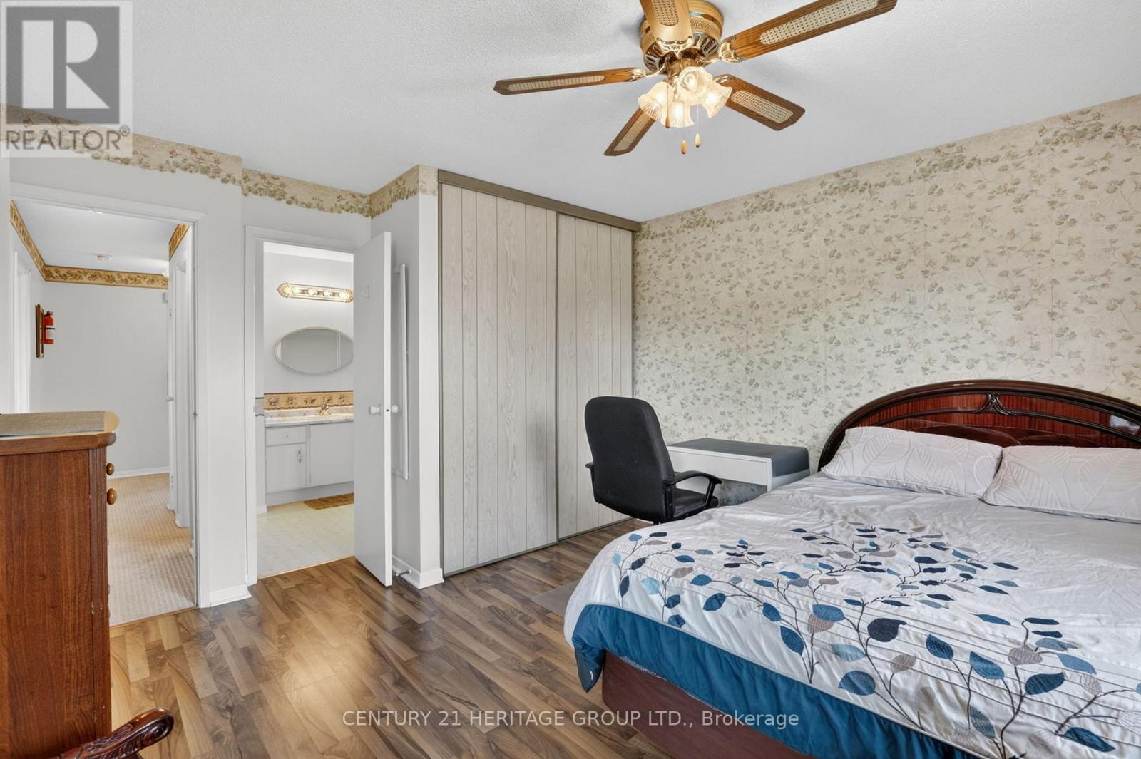 251 COLLINGS AVENUE - 19
