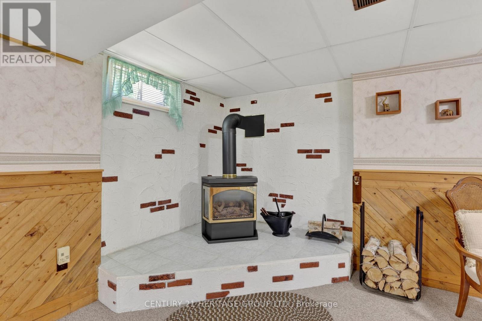 251 COLLINGS AVENUE - 27