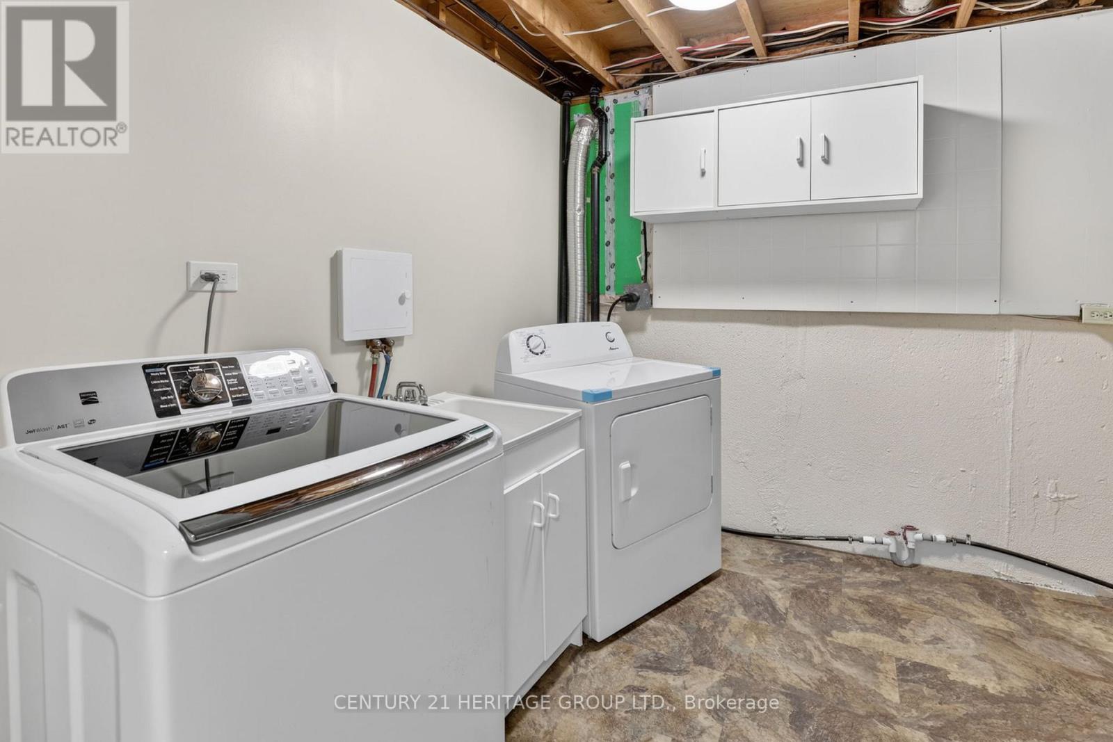 251 COLLINGS AVENUE - 29