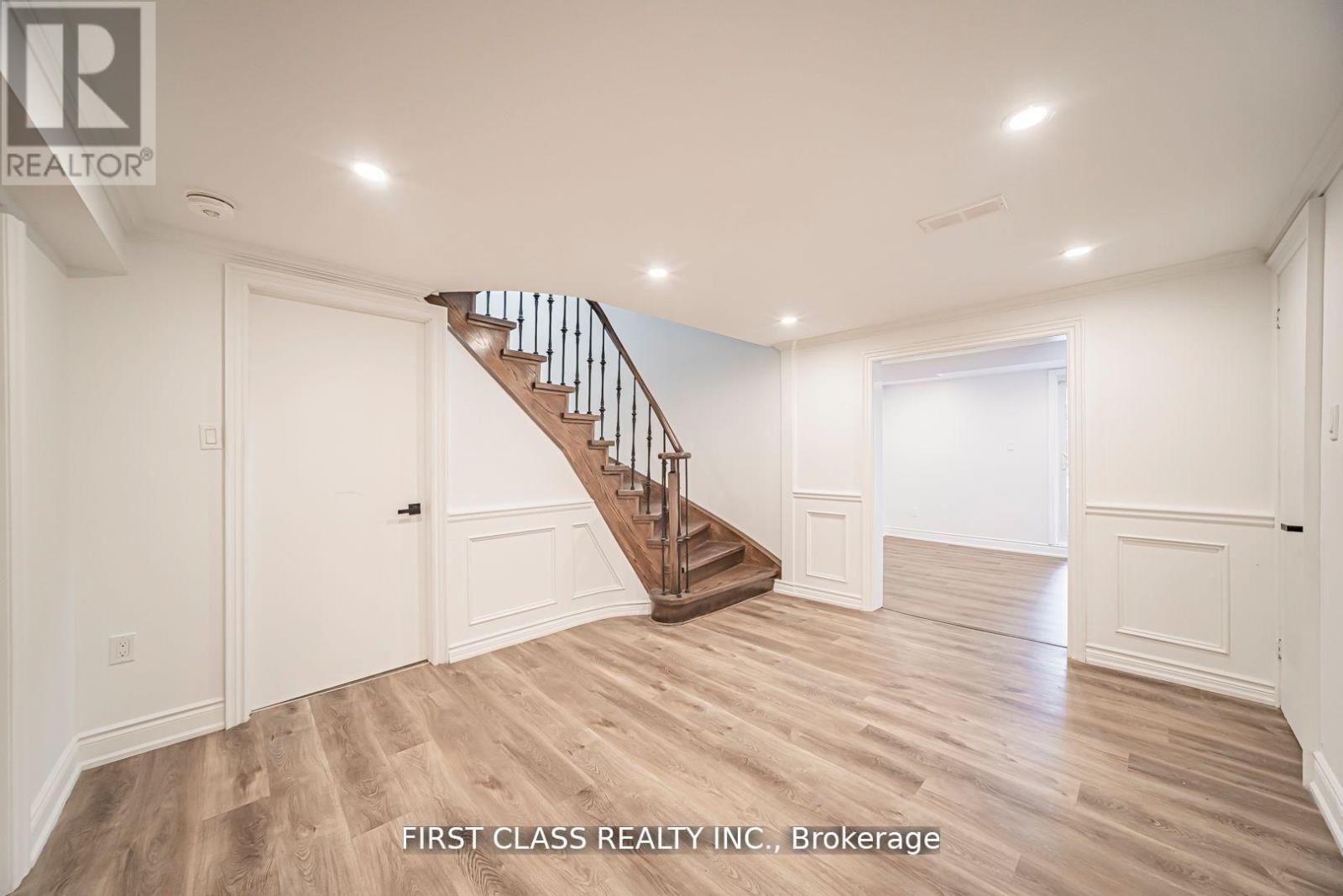 1148 KINGDALE ROAD - 35