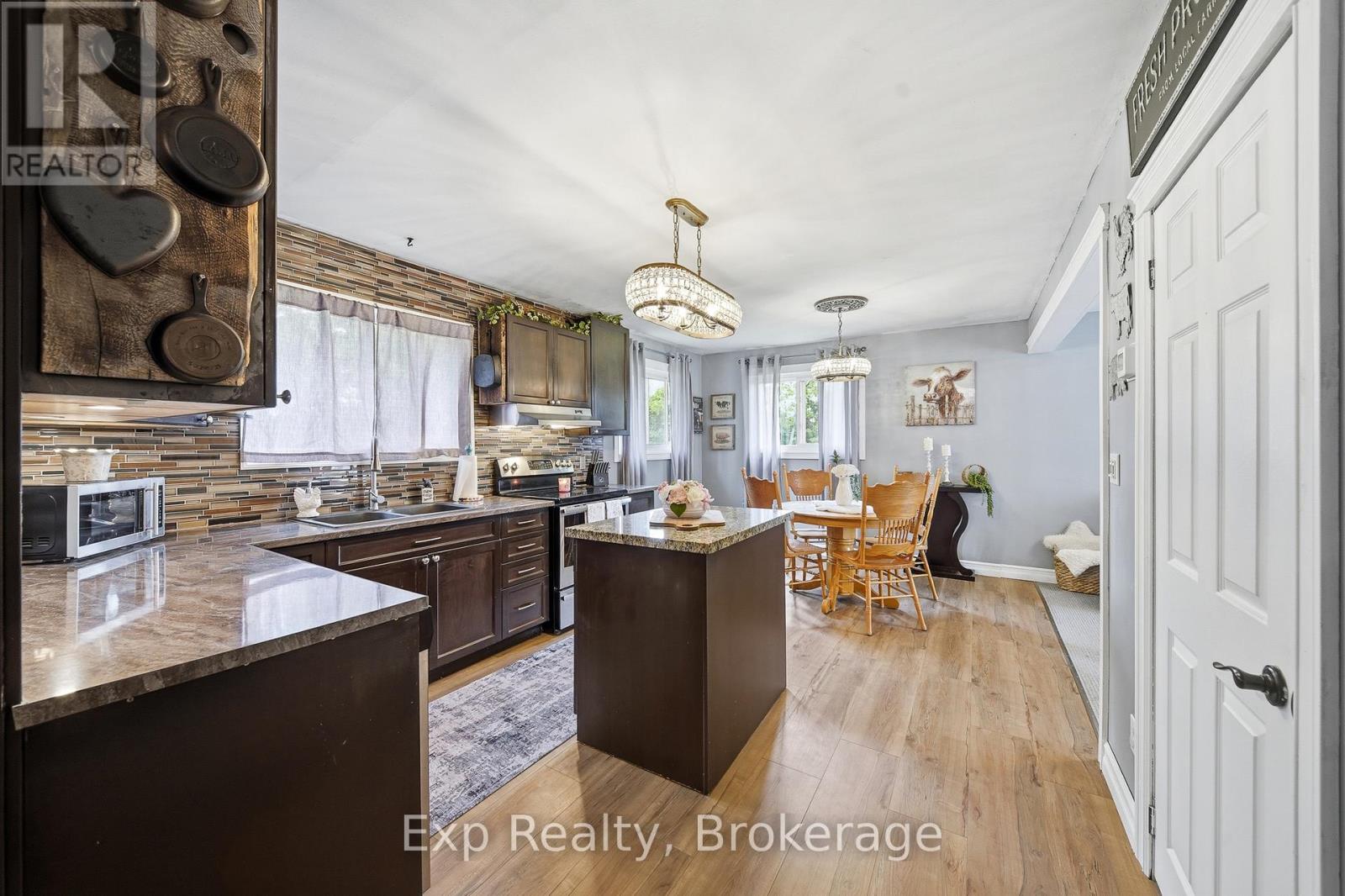 7497 CAVAN ROAD - 16