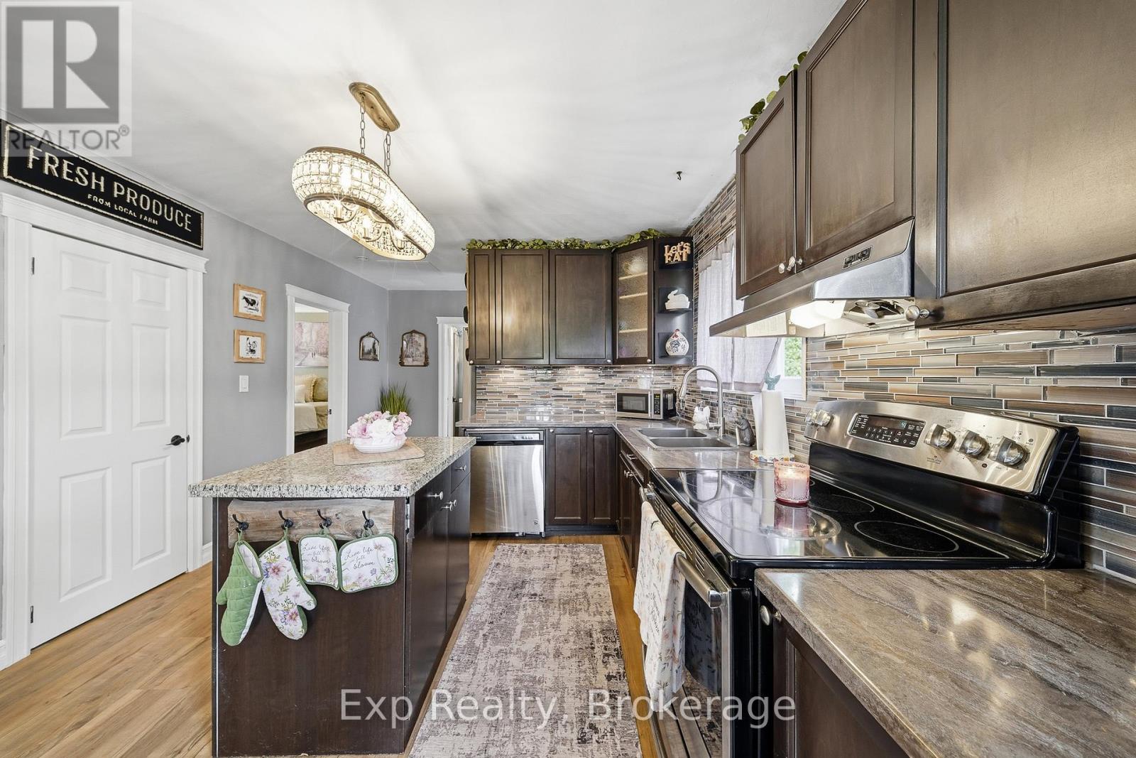 7497 CAVAN ROAD - 18