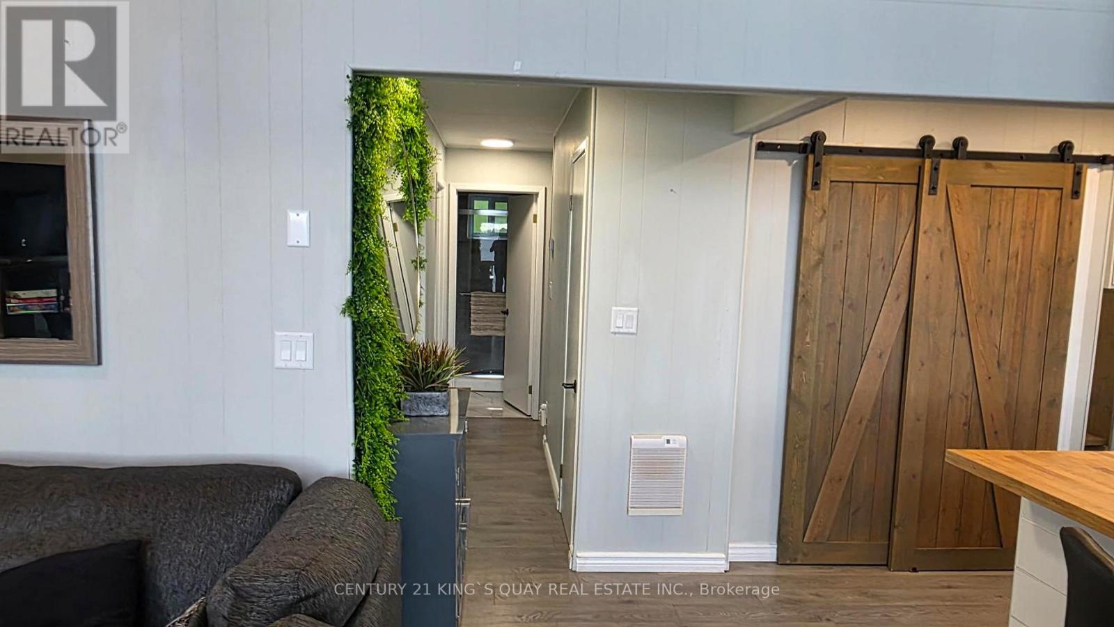 214 LAKEVIEW LANE - 13