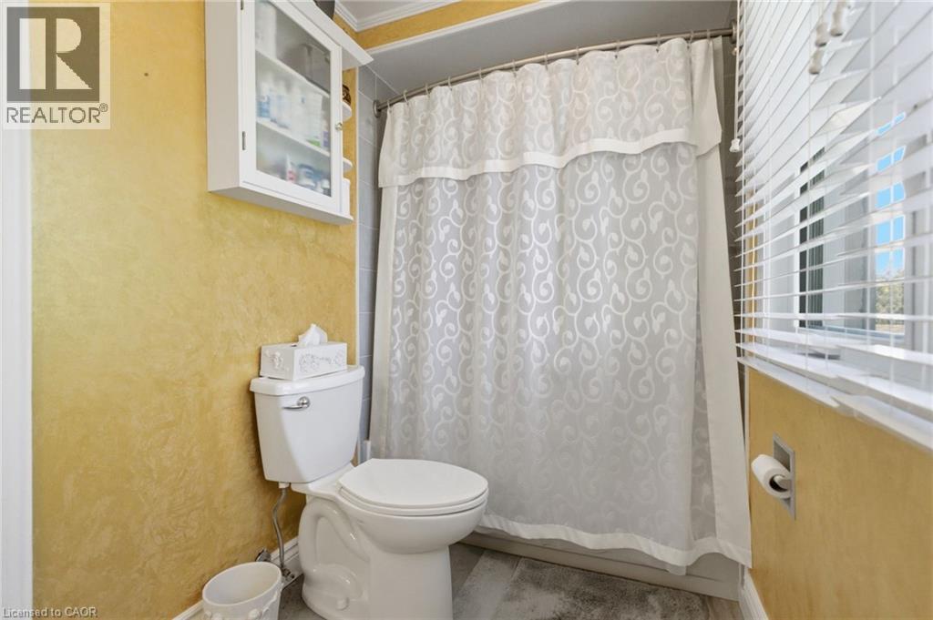 2078 HUNTERS WOOD Drive - 24