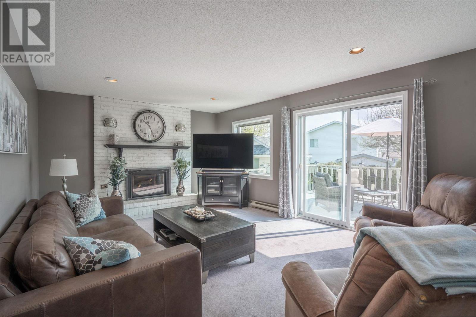 212 Promenade DR - 13