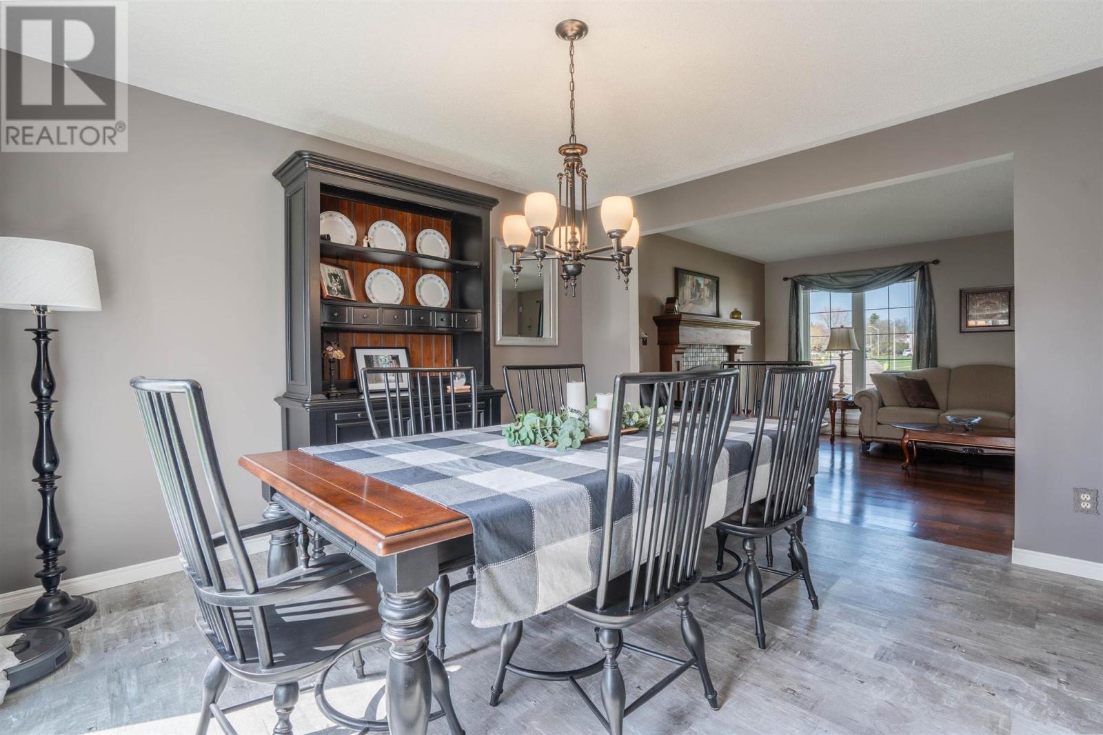 212 Promenade DR - 8