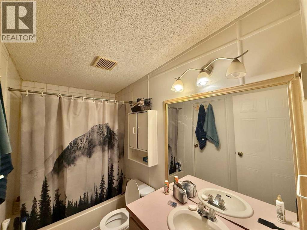 195 Skogg Avenue — photo 11