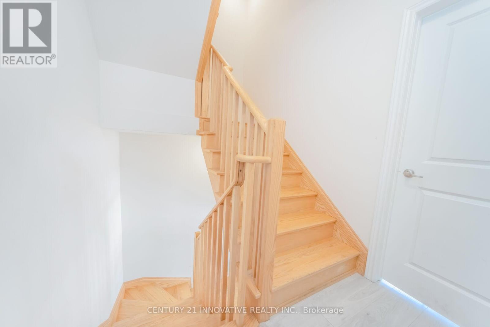#4 624 REXDALE BOULEVARD - 18