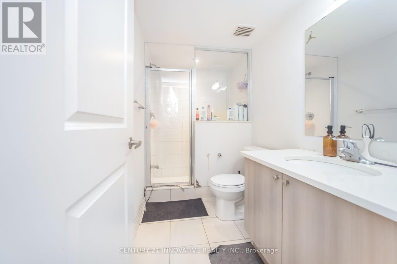 #4 624 REXDALE BOULEVARD - 19