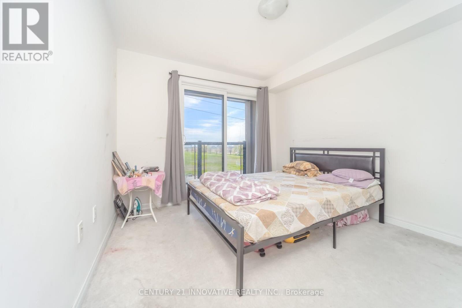 #4 624 REXDALE BOULEVARD - 23