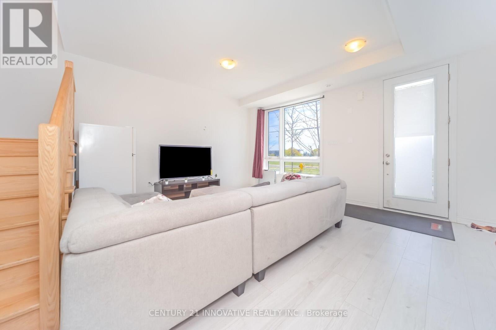#4 624 REXDALE BOULEVARD - 9