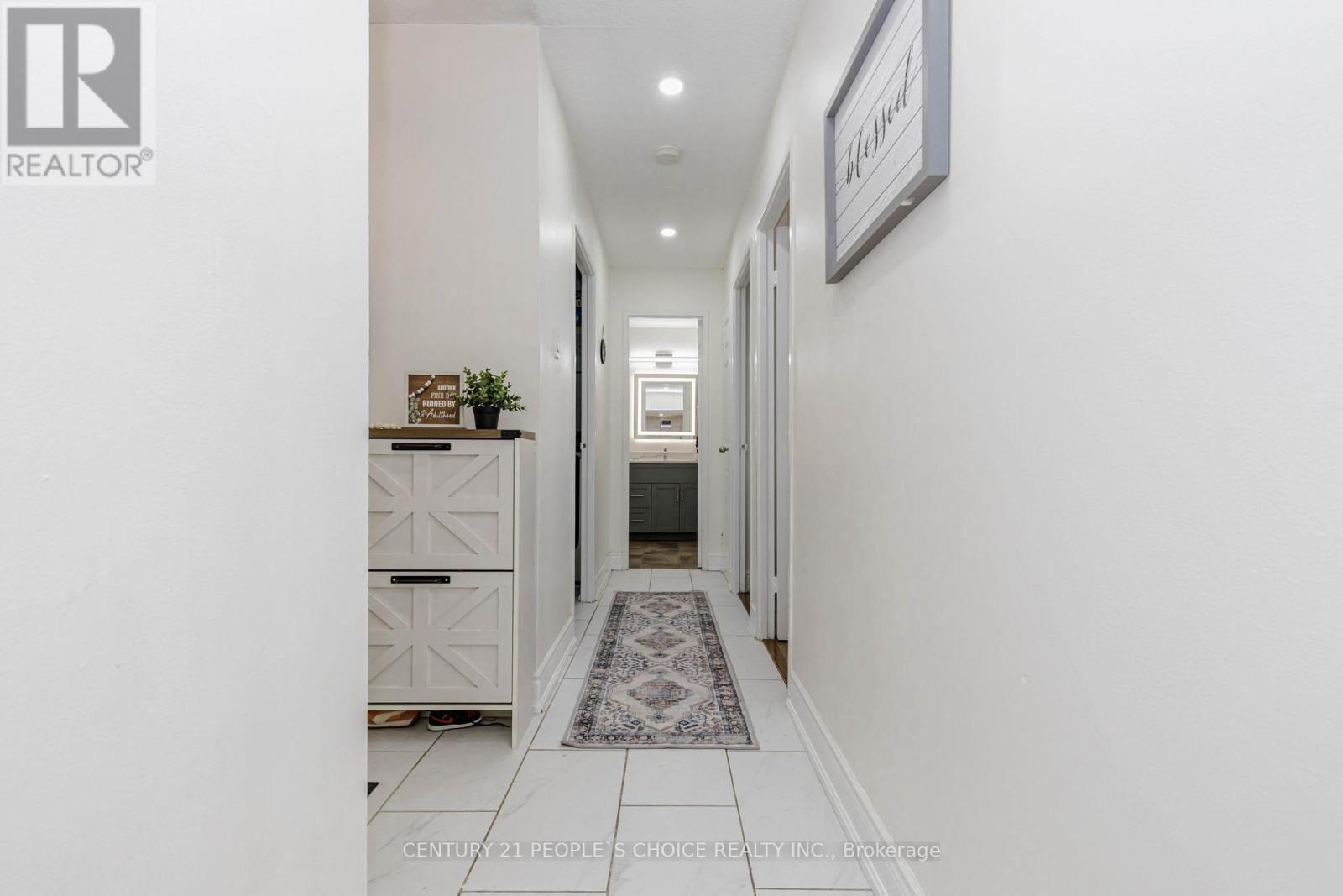 #906 3577 DERRY ROAD E - 26