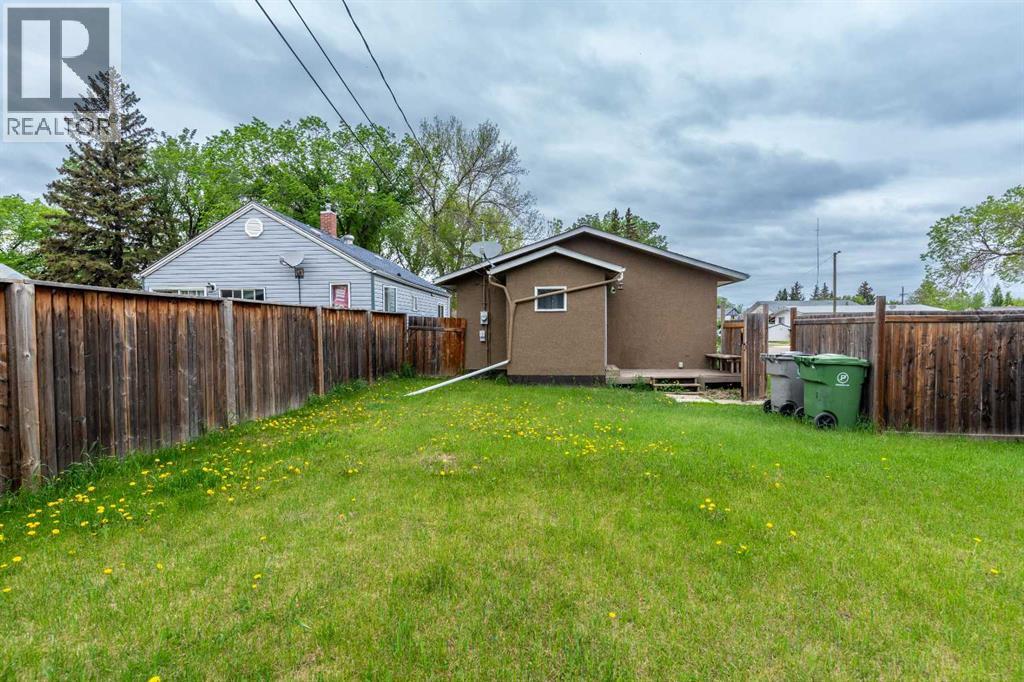 4801 42 Street - 29