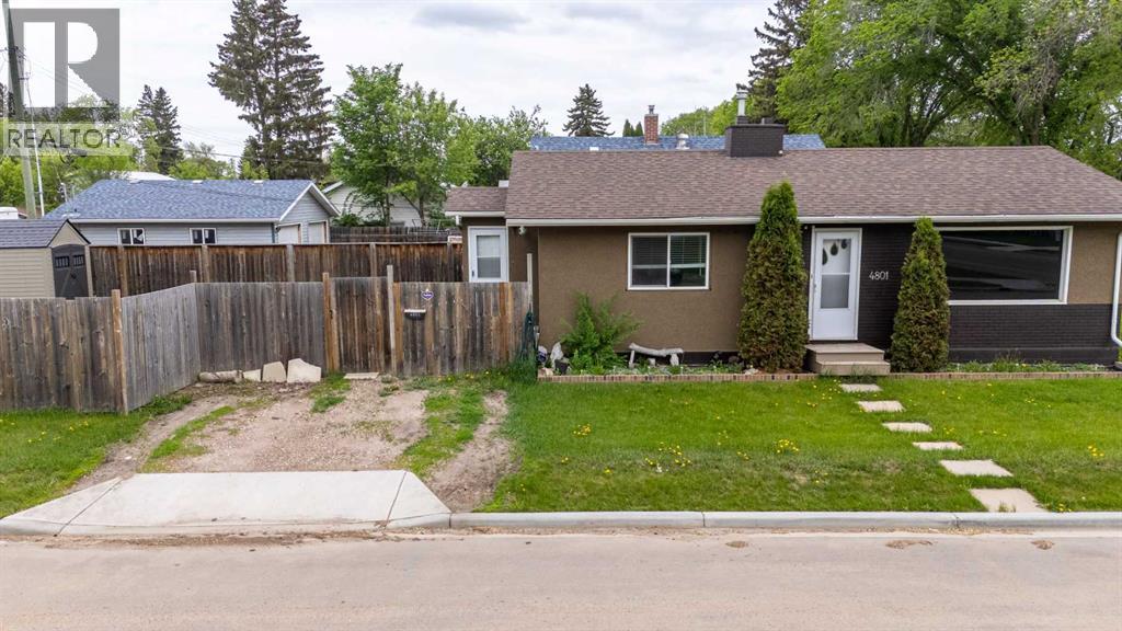 4801 42 Street - 30