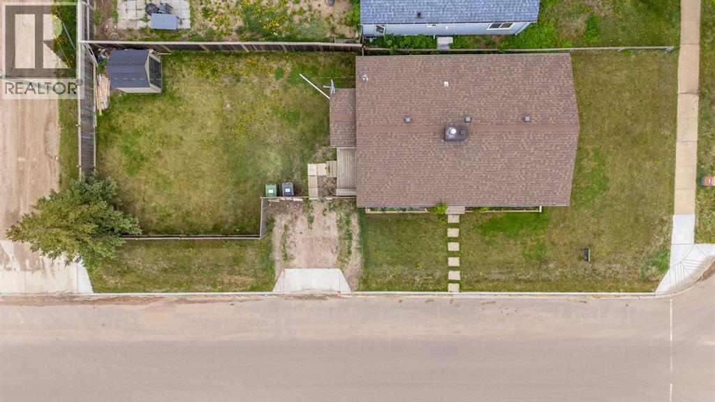 4801 42 Street - 35