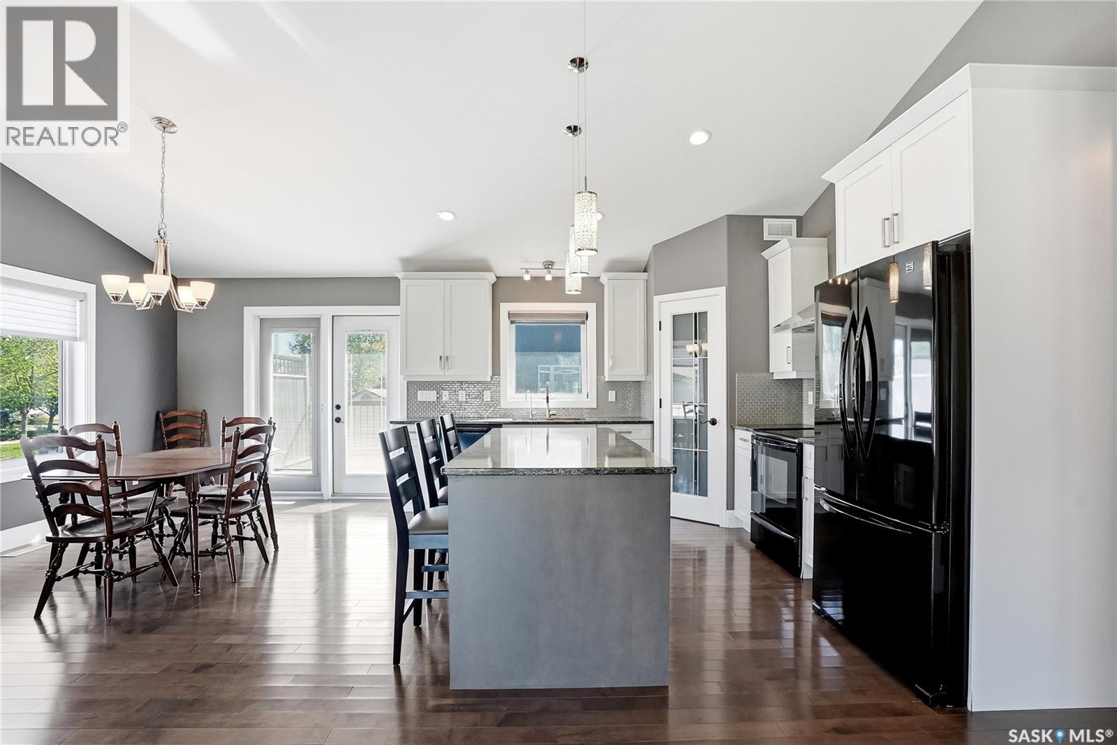 326 Horlick CRESCENT — photo 11