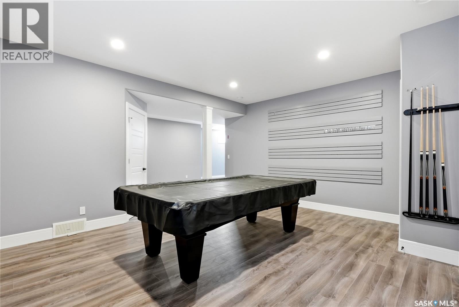 326 Horlick CRESCENT — photo 38