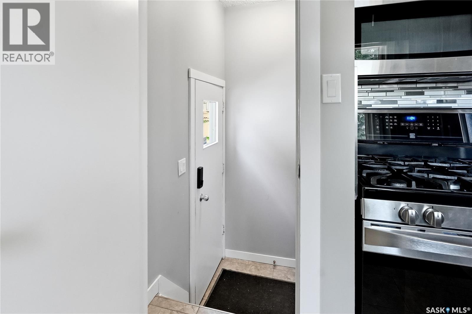 532 East PLACE - 15