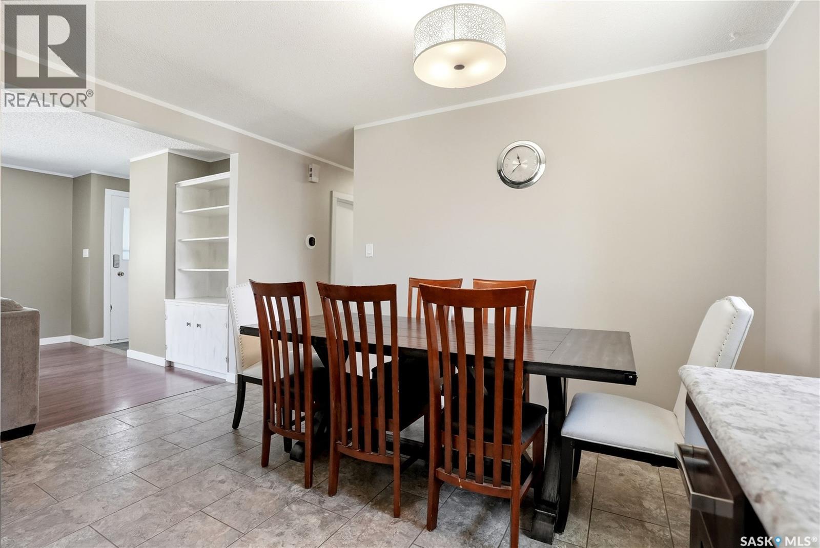 532 East PLACE - 9
