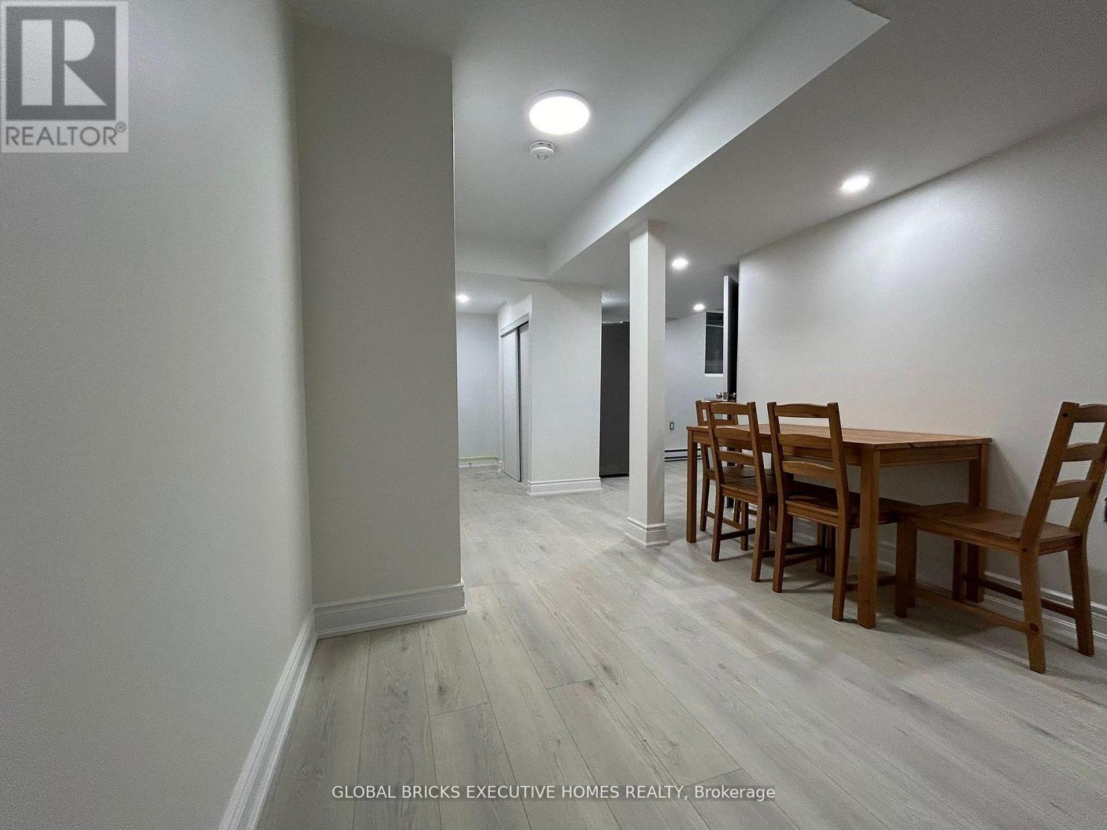 91 HIGGINS AVENUE - 17