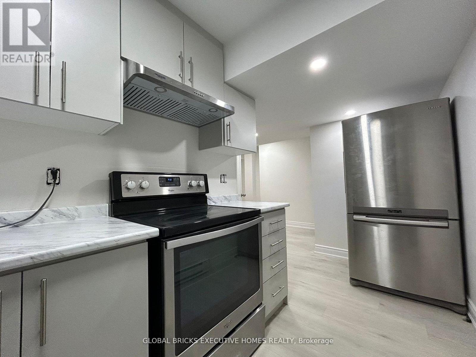 91 HIGGINS AVENUE - 18