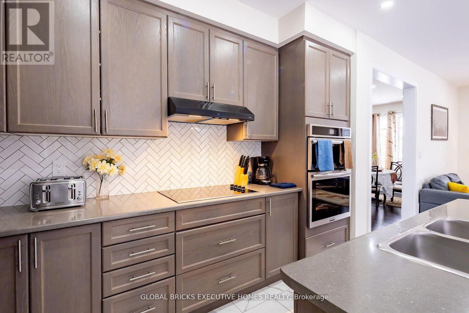 91 HIGGINS AVENUE - 6