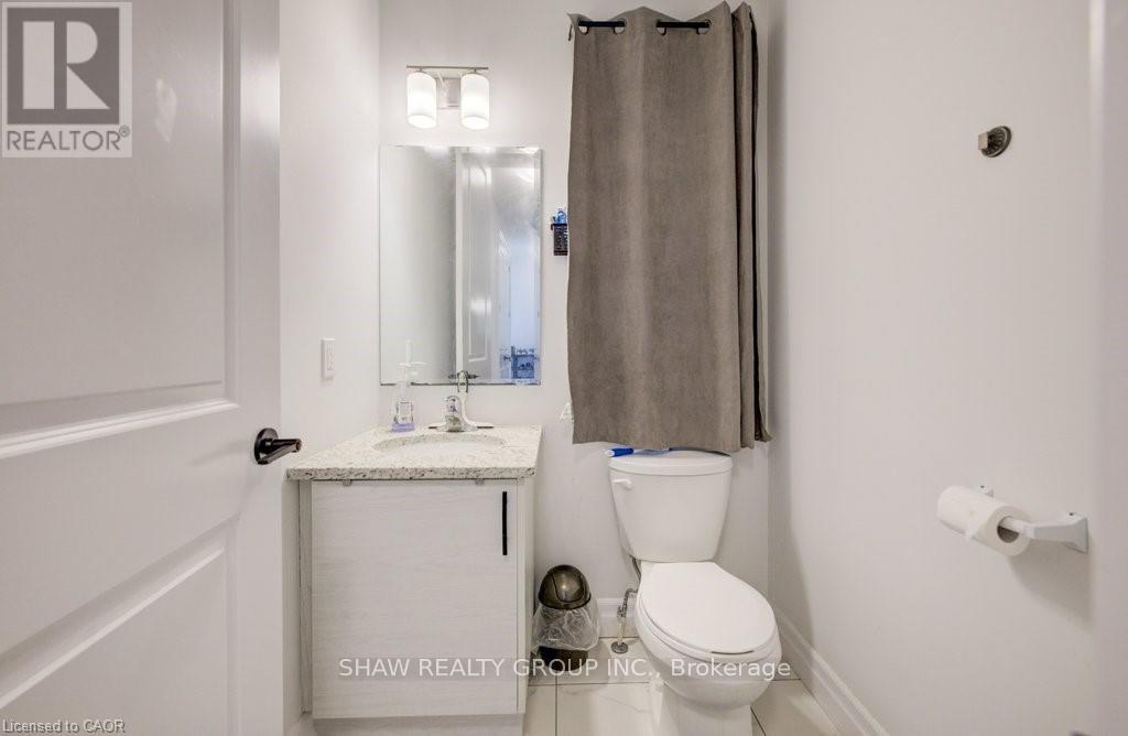 #19 32 FAITH STREET - 18