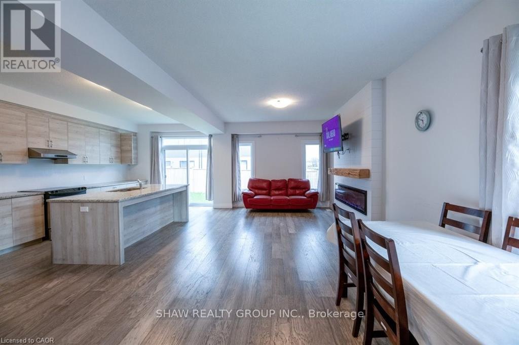 #19 32 FAITH STREET - 48