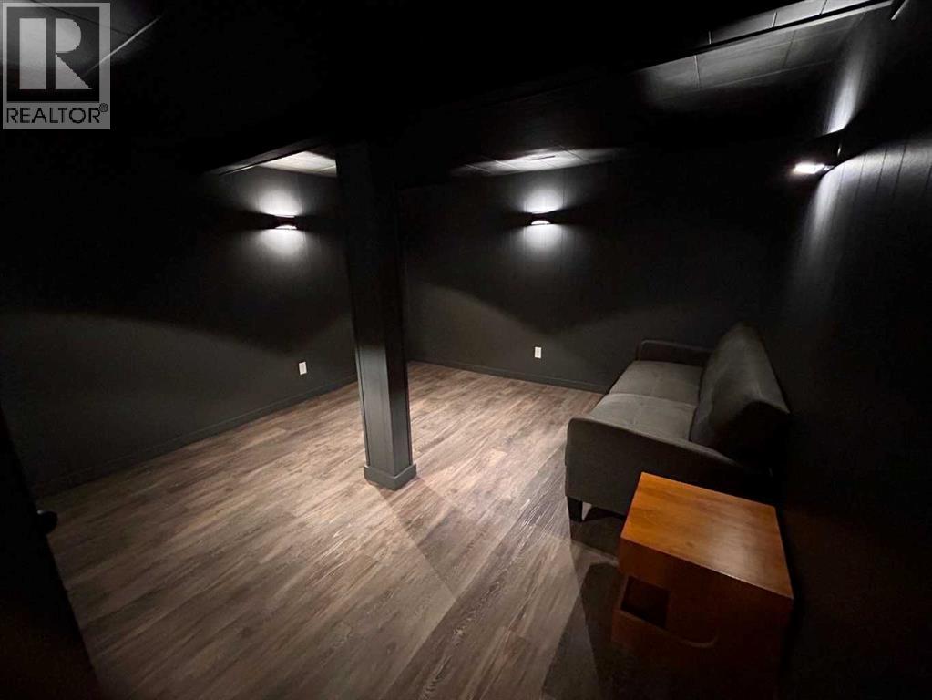 10826 103A Street - 12