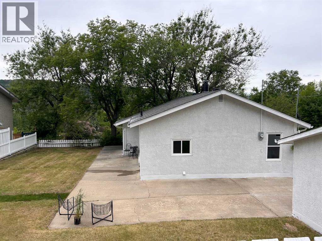 10826 103A Street - 22