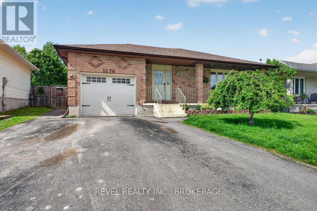 1278 HUMBERSIDE DRIVE - 1