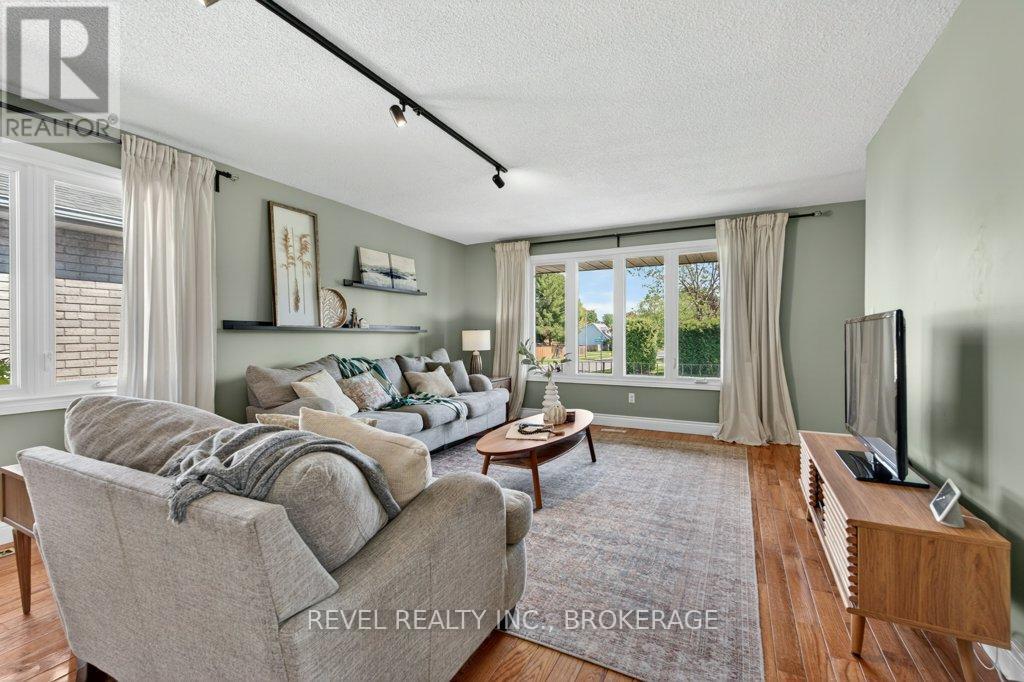 1278 HUMBERSIDE DRIVE