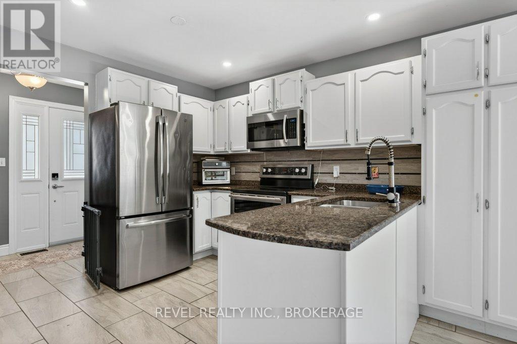 1278 HUMBERSIDE DRIVE - 15