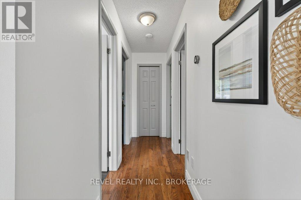 1278 HUMBERSIDE DRIVE - 18