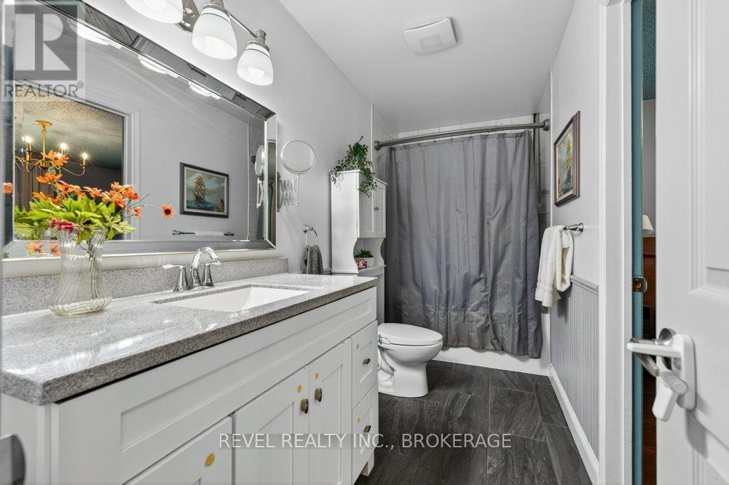 1278 HUMBERSIDE DRIVE - 22