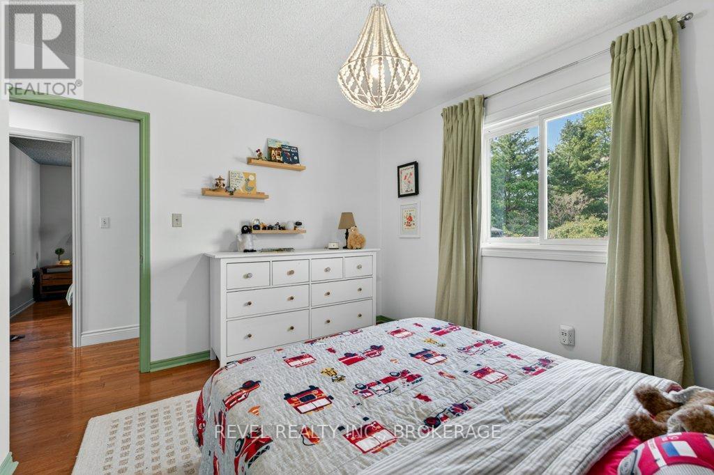 1278 HUMBERSIDE DRIVE - 24