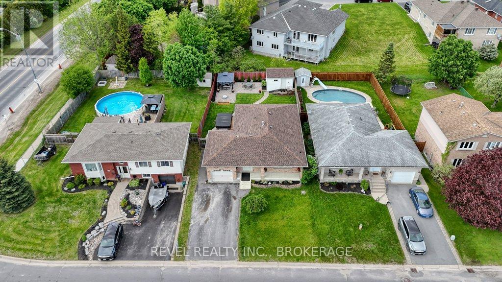 1278 HUMBERSIDE DRIVE - 48