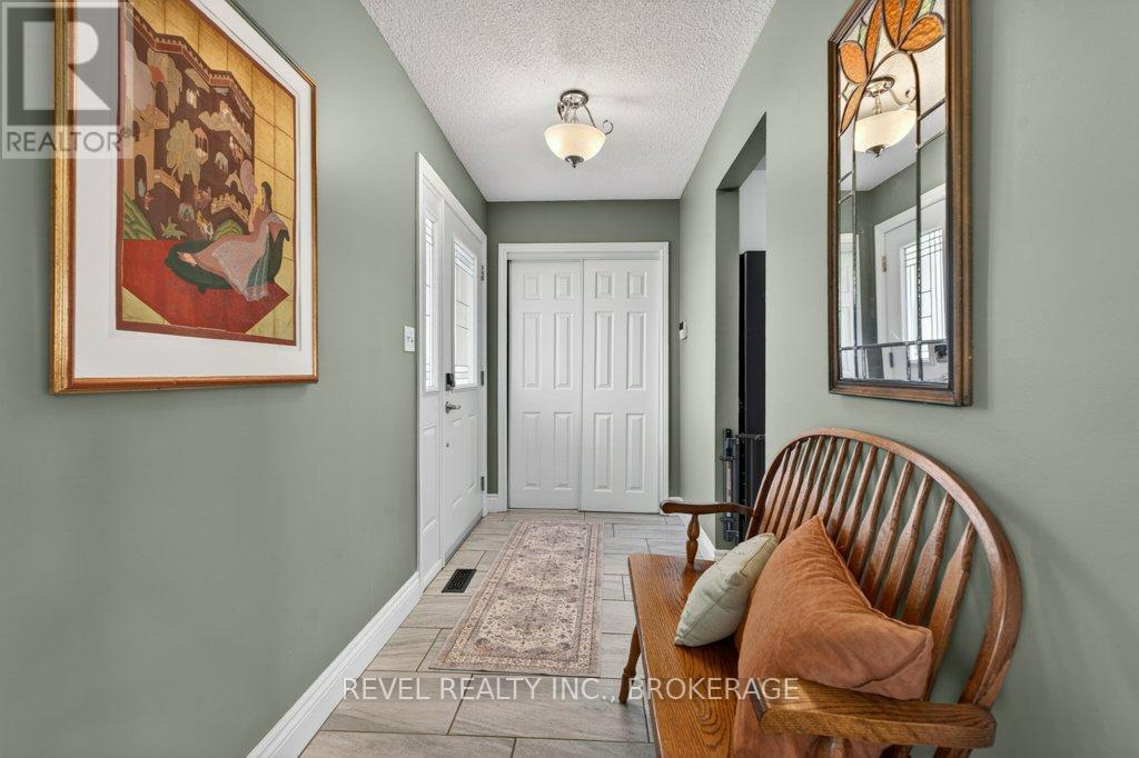 1278 HUMBERSIDE DRIVE - 6
