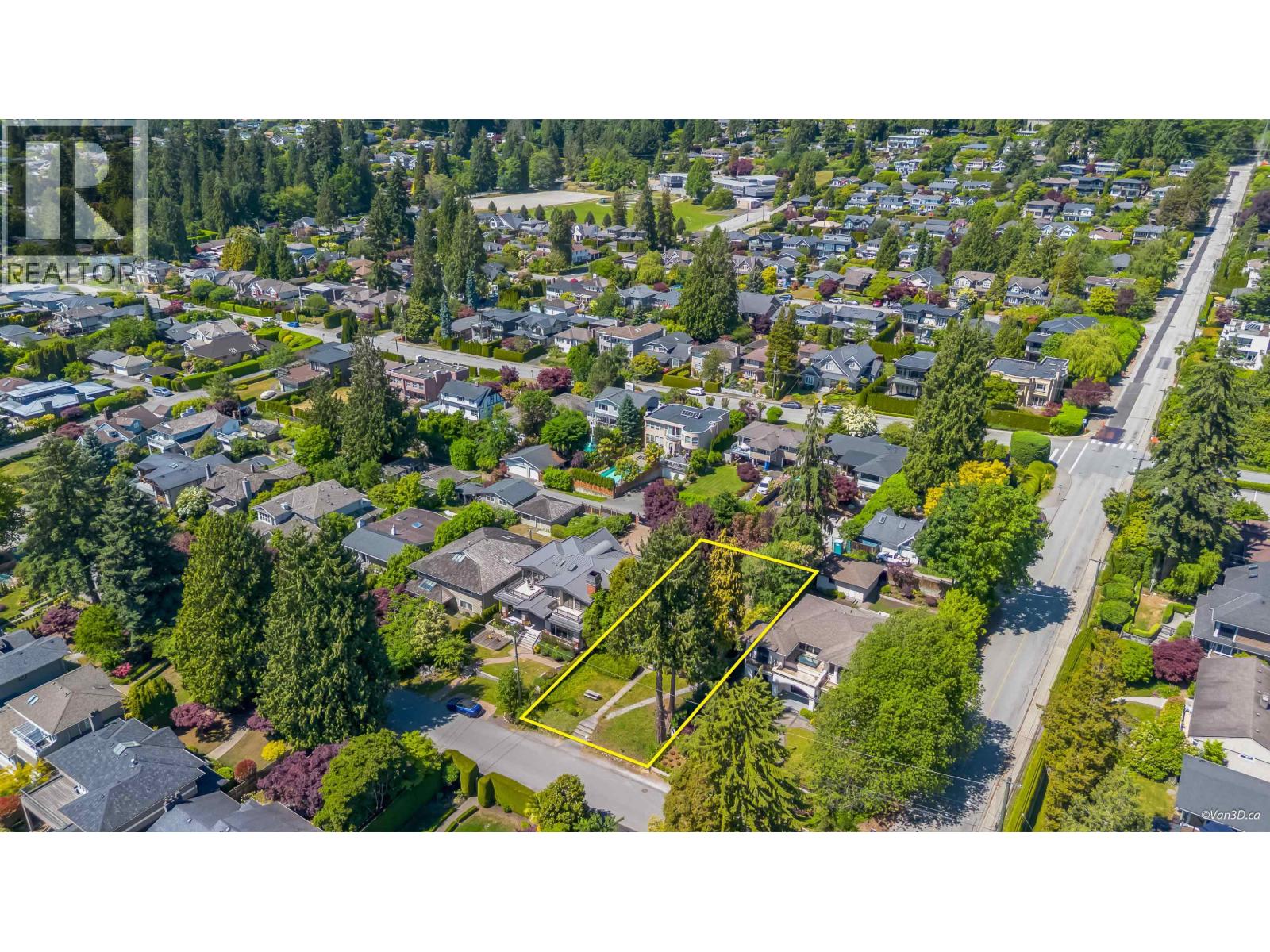 1115 HAYWOOD AVENUE, West Vancouver